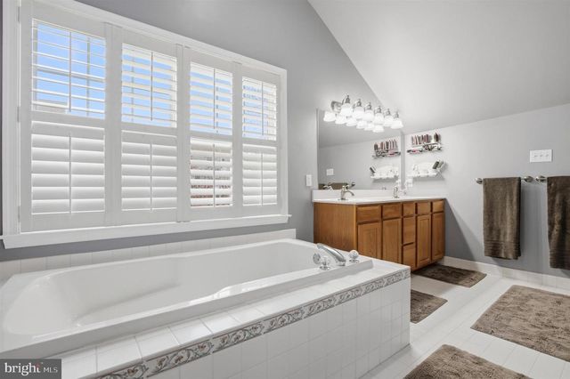 806 GENERALS DR, Norristown, PA 19403