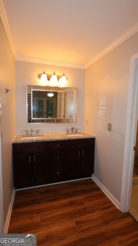 19 Brittany Way NE, Atlanta, GA 30324
