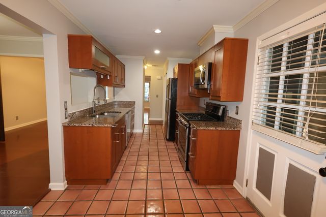 19 Brittany Way NE, Atlanta, GA 30324