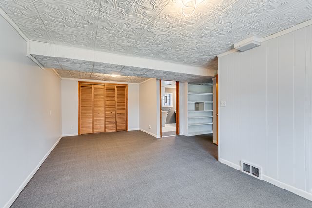 154 S Ellyn Avenue, Glen Ellyn, IL 60137