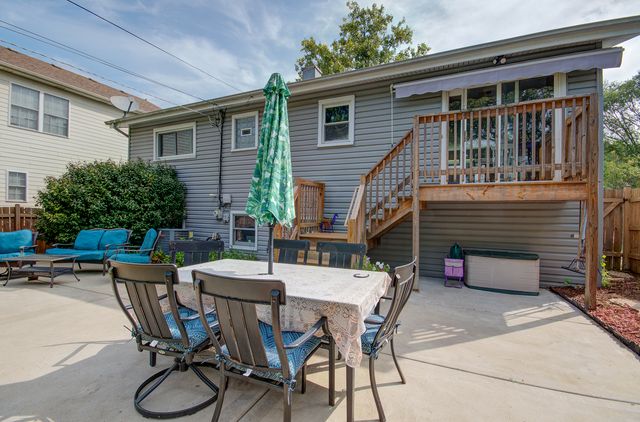 154 S Ellyn Avenue, Glen Ellyn, IL 60137