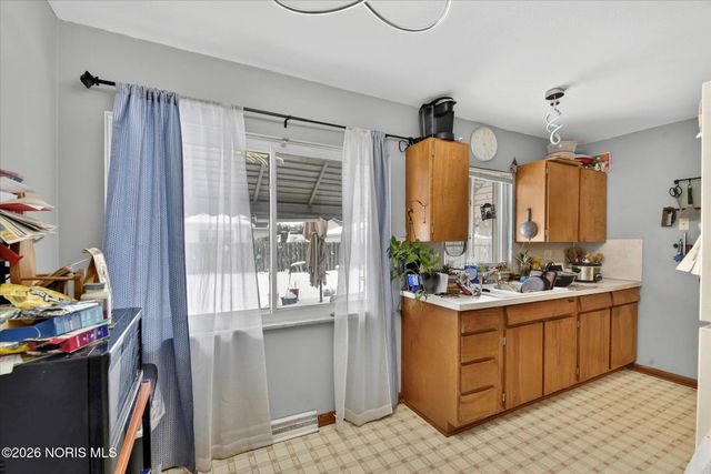 1047 Kirk Street, Maumee, OH 43537