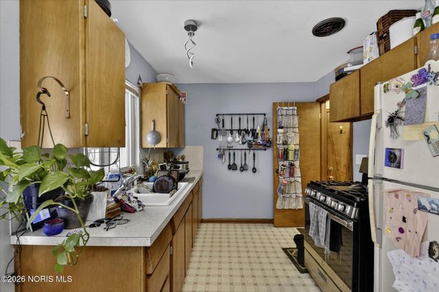 1047 Kirk Street, Maumee, OH 43537