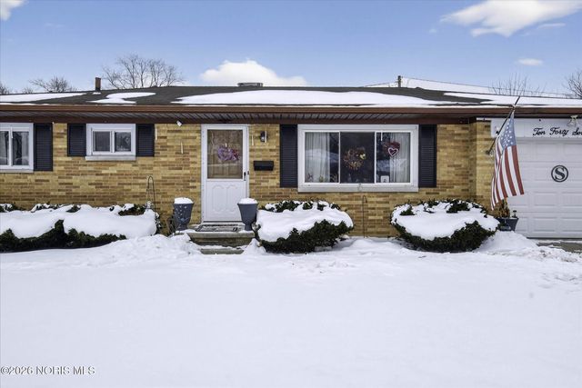 1047 Kirk Street, Maumee, OH 43537