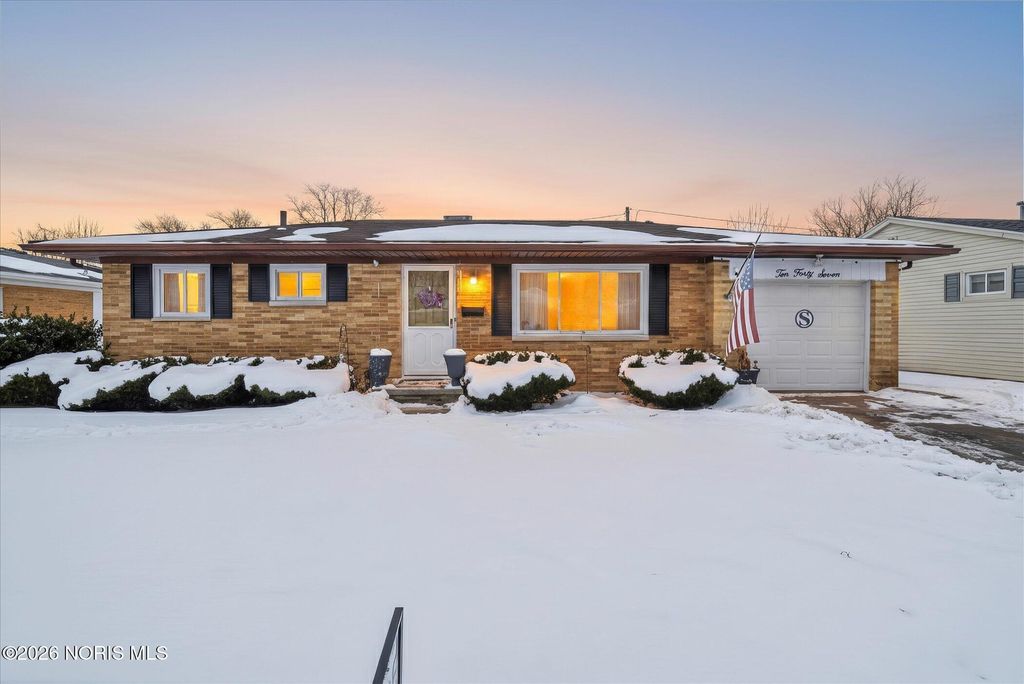 1047 Kirk Street, Maumee, OH 43537