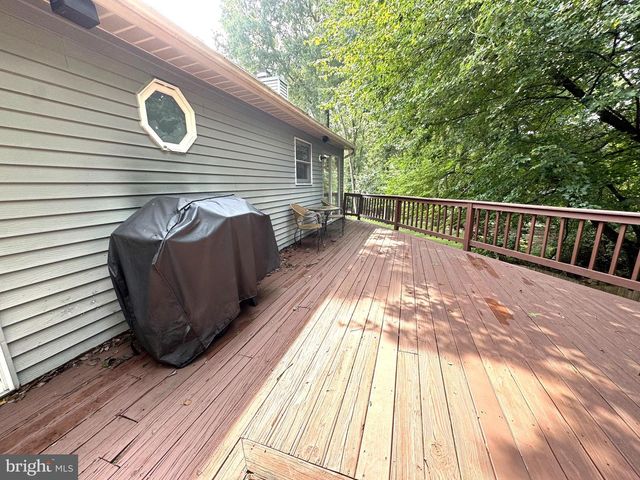 13 MCNEIL CT, Glen Burnie, MD 21061