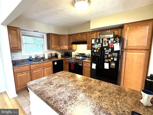 13 MCNEIL CT, Glen Burnie, MD 21061