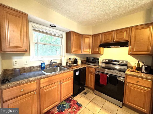 13 MCNEIL CT, Glen Burnie, MD 21061