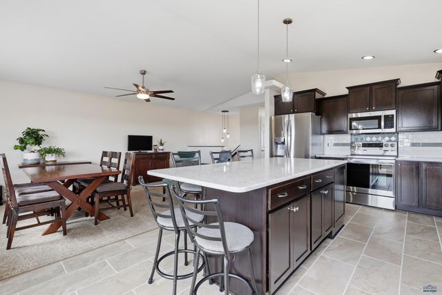 428 DAYSTAR RD, Box Elder, SD 57719