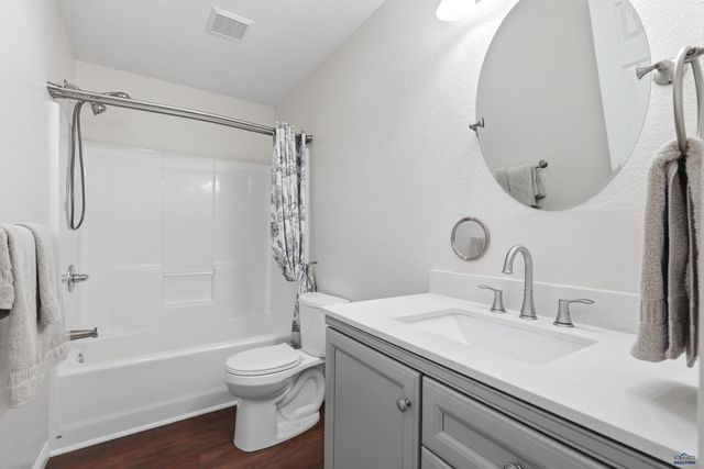 428 DAYSTAR RD, Box Elder, SD 57719