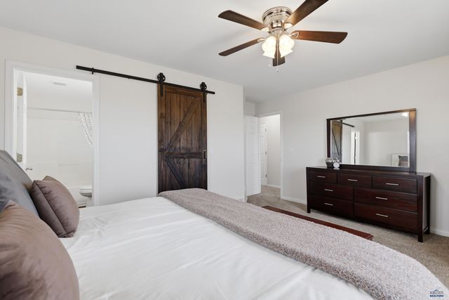 428 DAYSTAR RD, Box Elder, SD 57719