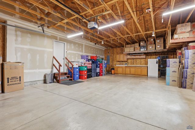 428 DAYSTAR RD, Box Elder, SD 57719