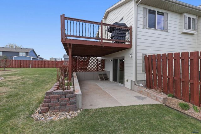 428 DAYSTAR RD, Box Elder, SD 57719
