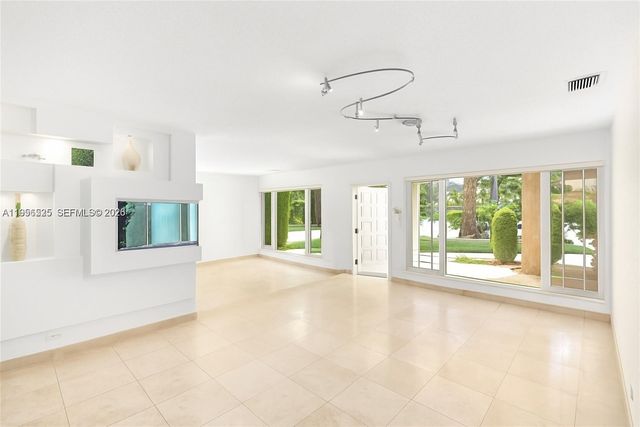 8801 Dickens Ave, Surfside, FL 33154