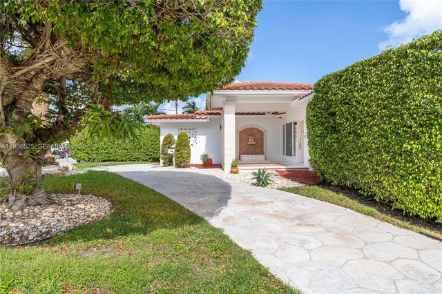 8801 Dickens Ave, Surfside, FL 33154