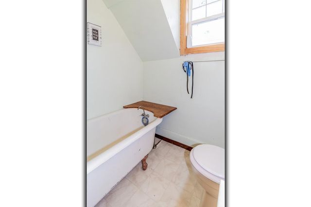 622 W WASHINGTON STREET, New London, WI 54961