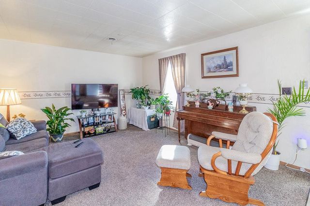 622 W WASHINGTON STREET, New London, WI 54961