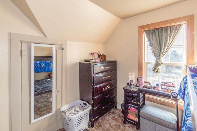 622 W WASHINGTON STREET, New London, WI 54961