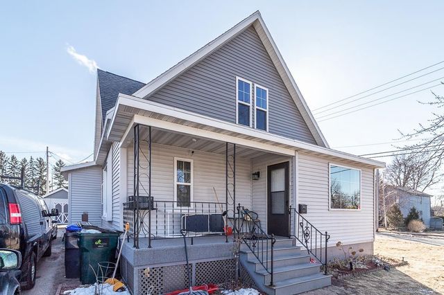 622 W WASHINGTON STREET, New London, WI 54961