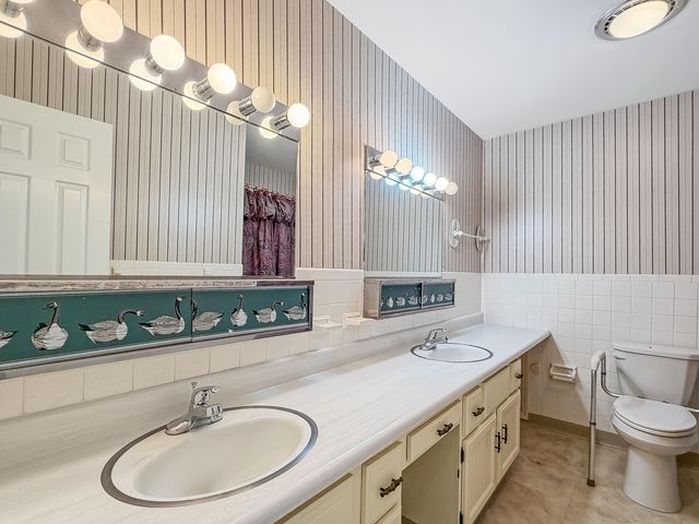 2313 RIDGEFIELD RD, Columbia, MO 65203