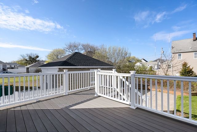 88 Revere St, Hull, MA 02045