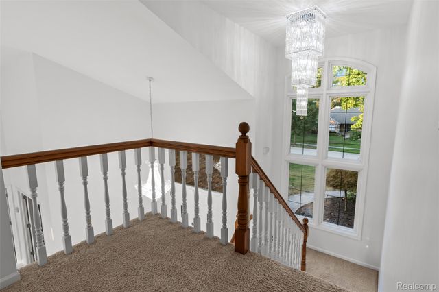 1615 Redbud Drive, Troy, MI 48098