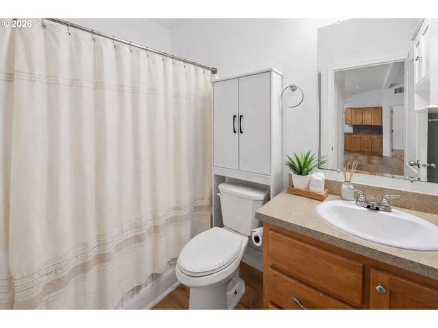 35134 LABRADOR Ln, Astoria, OR 97103