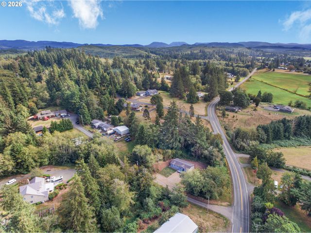 35134 LABRADOR Ln, Astoria, OR 97103