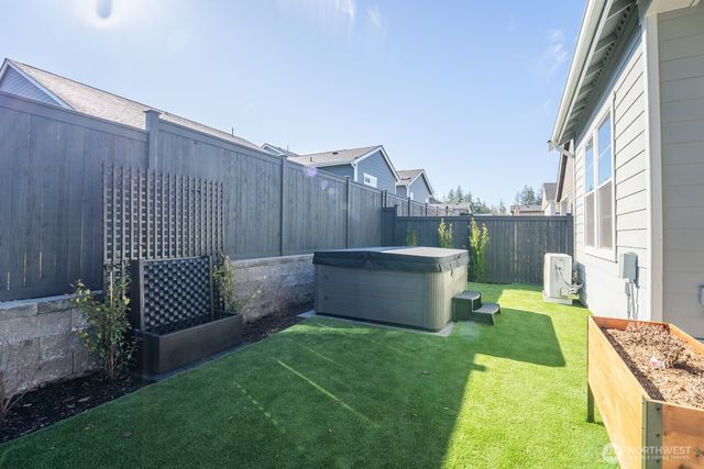 23589 SE Logan Street, Black Diamond, WA 98010