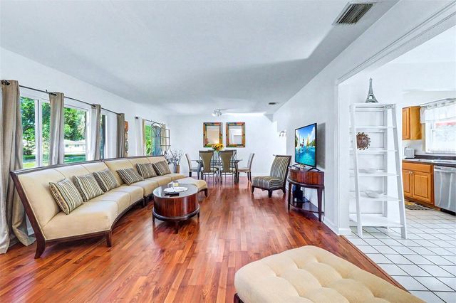 209 S AURORA AVENUE, Clearwater, FL 33765