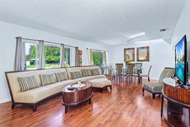 209 S AURORA AVENUE, Clearwater, FL 33765