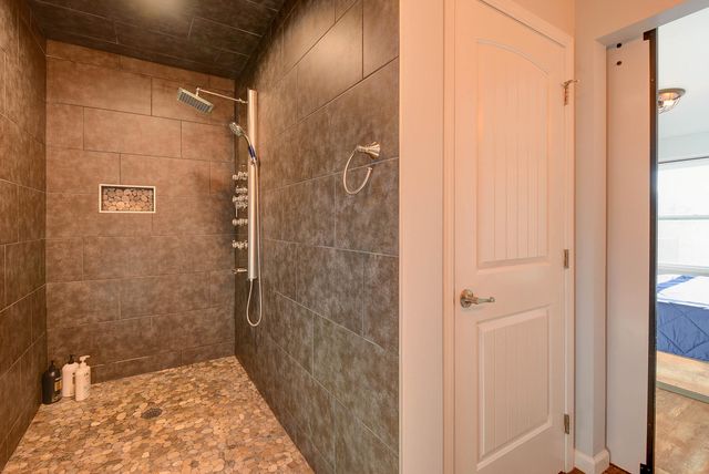 17 Highwoods Drive 16 And 17, Bartlett, NH 03812