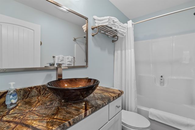 17 Highwoods Drive 16 And 17, Bartlett, NH 03812