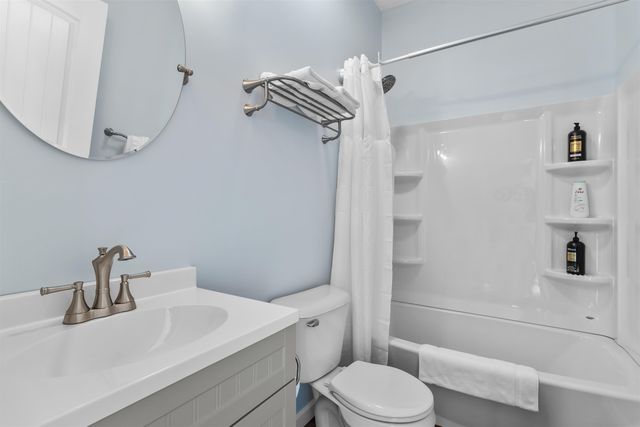 17 Highwoods Drive 16 And 17, Bartlett, NH 03812