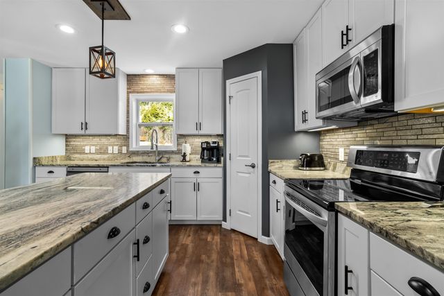 17 Highwoods Drive 16 And 17, Bartlett, NH 03812