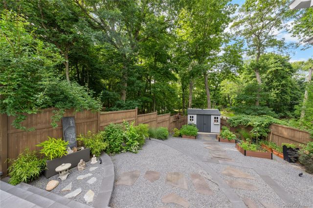 337 N Side Road, Wading River, NY 11792