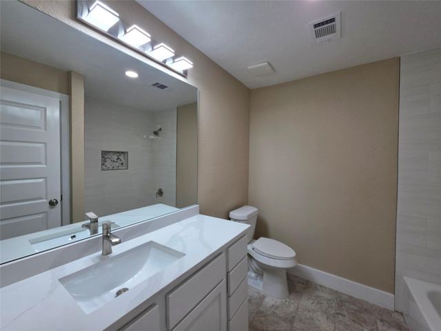 2306 19th Avenue N, Texas City, TX 77590