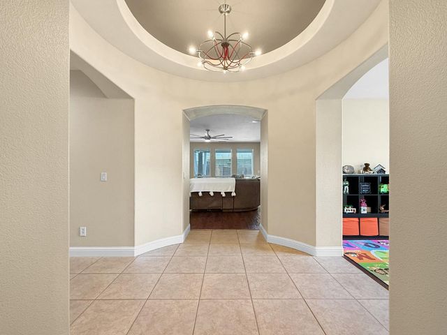 1298 Underwood Ln, Lincoln, CA 95648