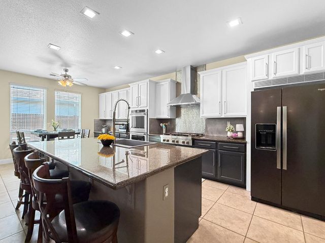 1298 Underwood Ln, Lincoln, CA 95648
