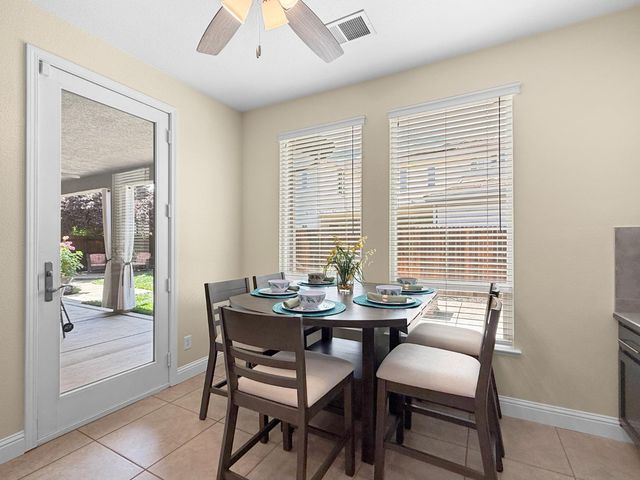 1298 Underwood Ln, Lincoln, CA 95648