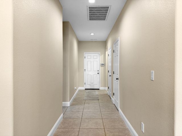 1298 Underwood Ln, Lincoln, CA 95648