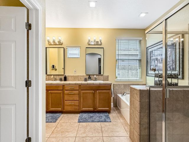 1298 Underwood Ln, Lincoln, CA 95648
