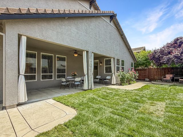 1298 Underwood Ln, Lincoln, CA 95648