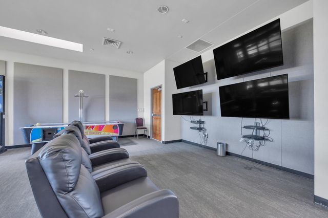1298 Underwood Ln, Lincoln, CA 95648
