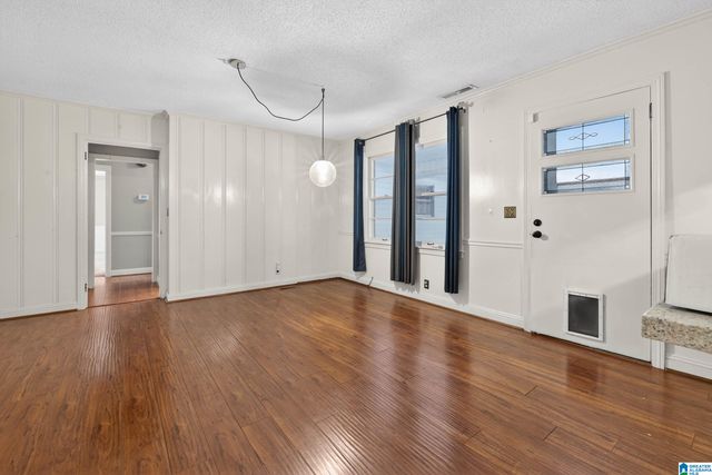 610 6TH AVENUE, Jacksonville, AL 36265