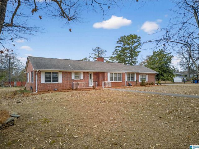 610 6TH AVENUE, Jacksonville, AL 36265