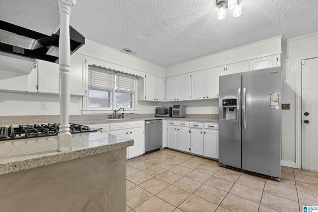 610 6TH AVENUE, Jacksonville, AL 36265