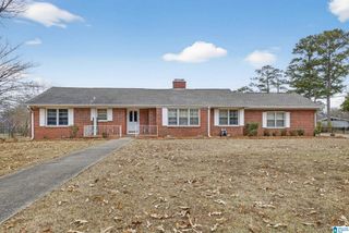 610 6TH AVENUE, Jacksonville, AL 36265