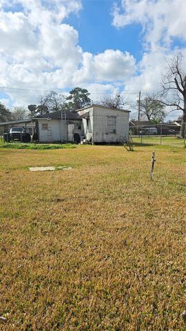 407 Turner Drive, Houston, TX 77076