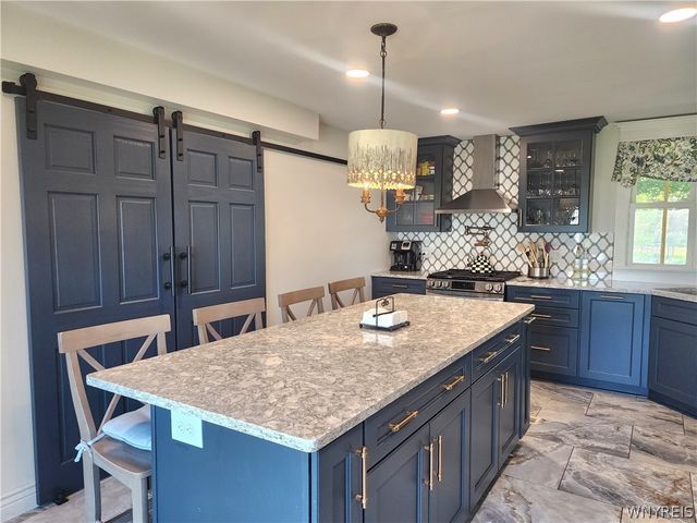 6097 Seufert Road, Orchard Park, NY 14127